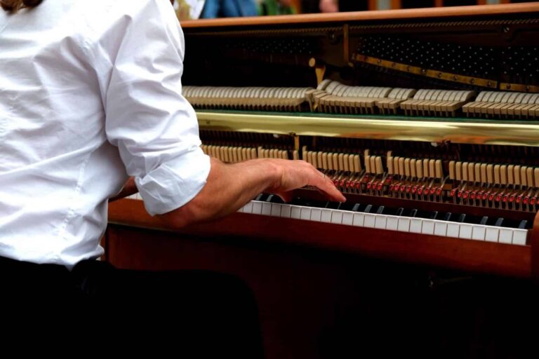 best Chicago piano repair, piano repair in Chicago, Chicago piano repair company