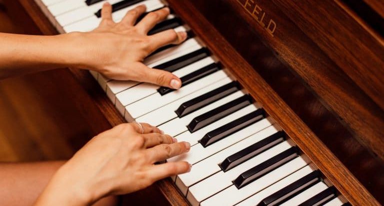 piano moving service near Chicago, Chicago piano moving service, piano moving near Chicago